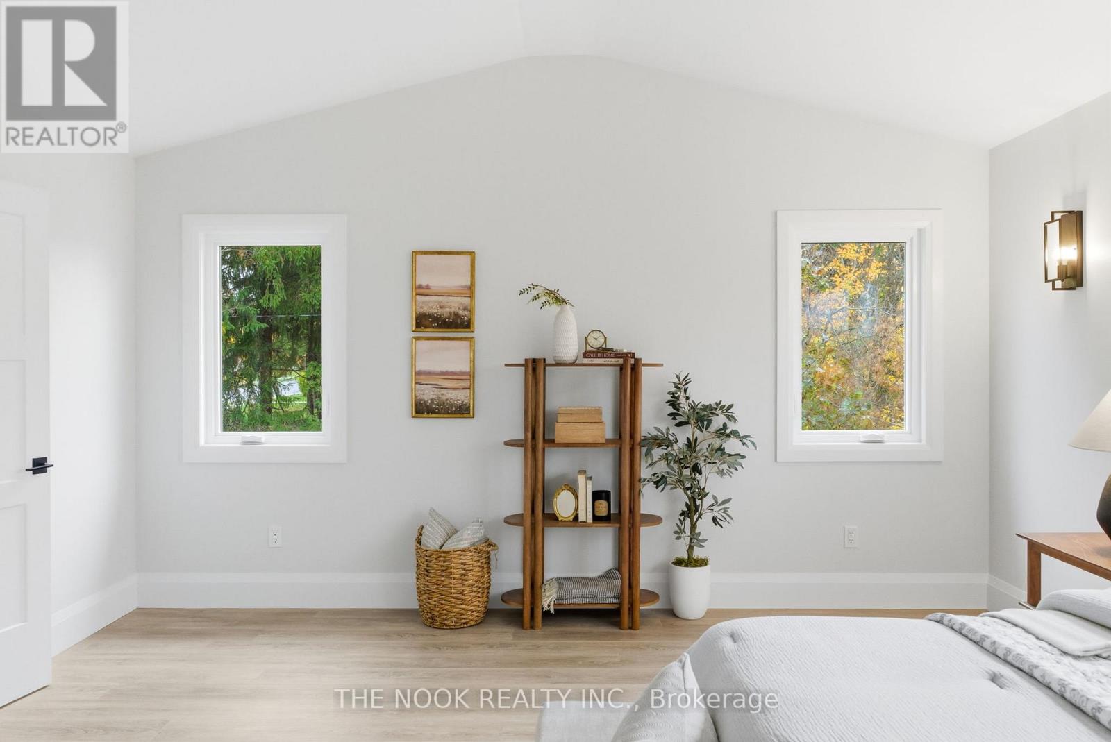 50 Russell Street E, Kawartha Lakes (Lindsay), Ontario  K9V 2A6 - Photo 32 - X12506290