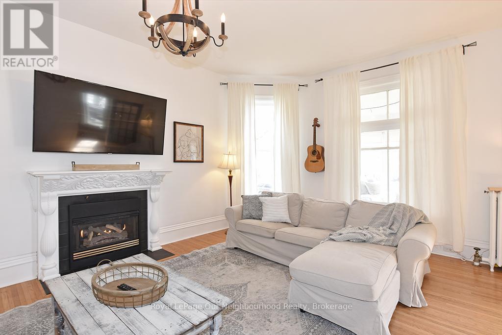 16 Francis Street, Kawartha Lakes (Lindsay), Ontario  K9V 3R6 - Photo 10 - X12506378