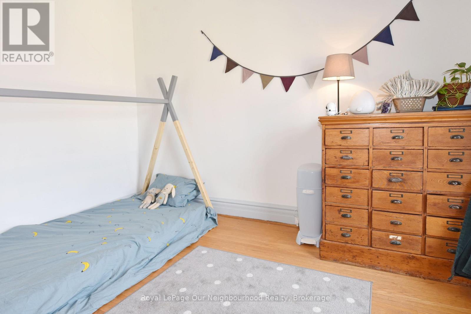 16 Francis Street, Kawartha Lakes (Lindsay), Ontario  K9V 3R6 - Photo 33 - X12506378