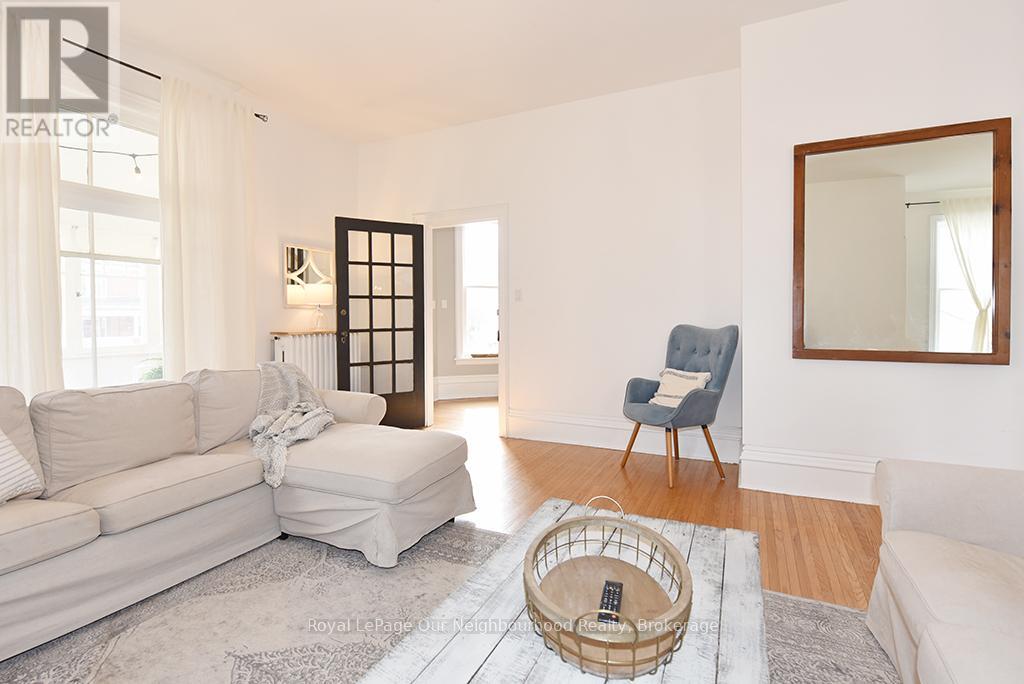 16 Francis Street, Kawartha Lakes (Lindsay), Ontario  K9V 3R6 - Photo 8 - X12506378