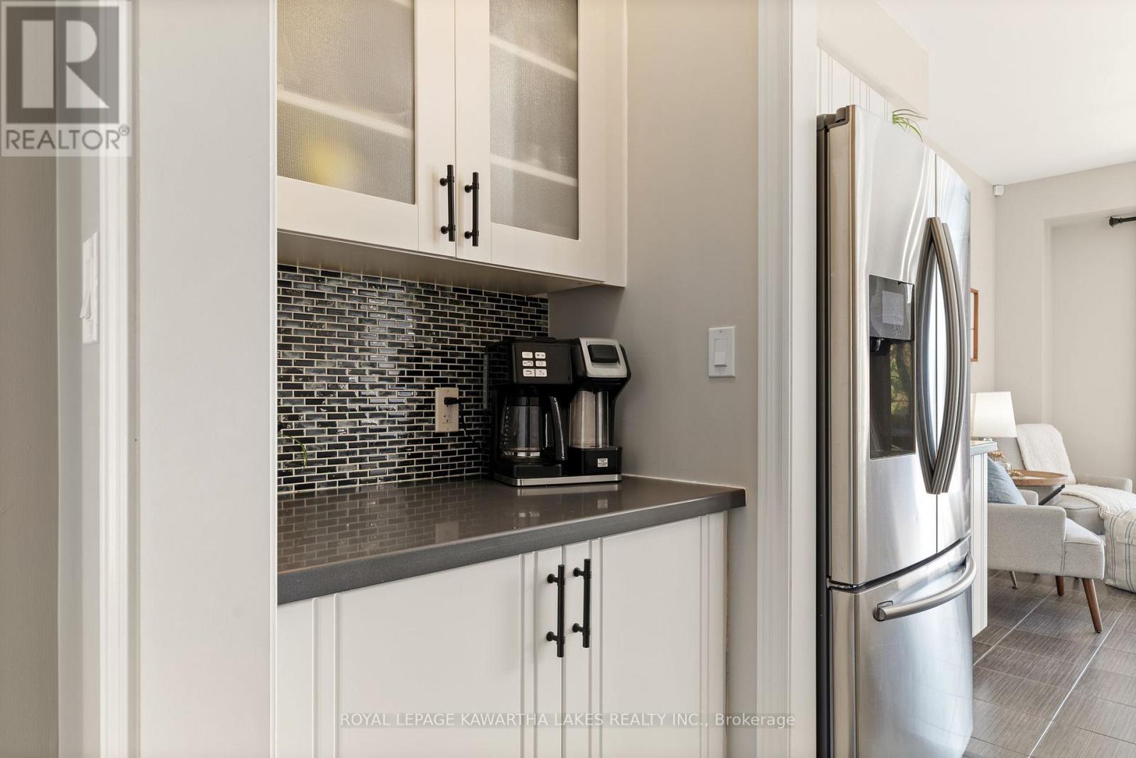 29 Logan Lane, Kawartha Lakes (Lindsay), Ontario  K9V 0L3 - Photo 19 - X12506564