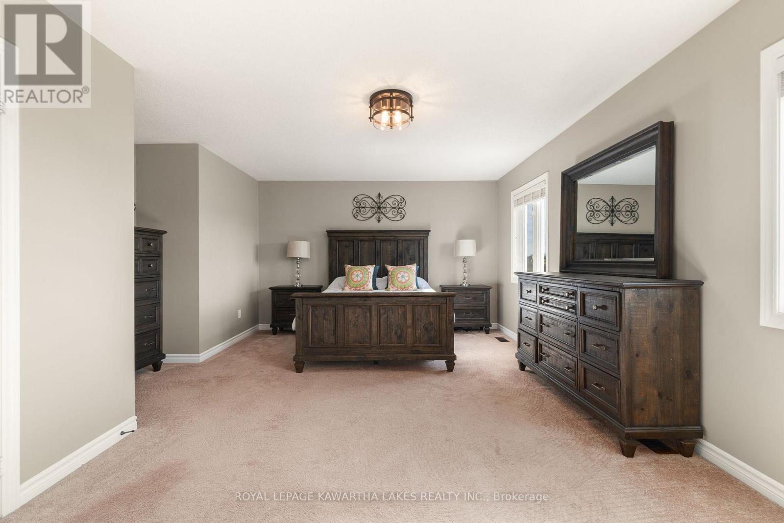 29 Logan Lane, Kawartha Lakes (Lindsay), Ontario  K9V 0L3 - Photo 28 - X12506564