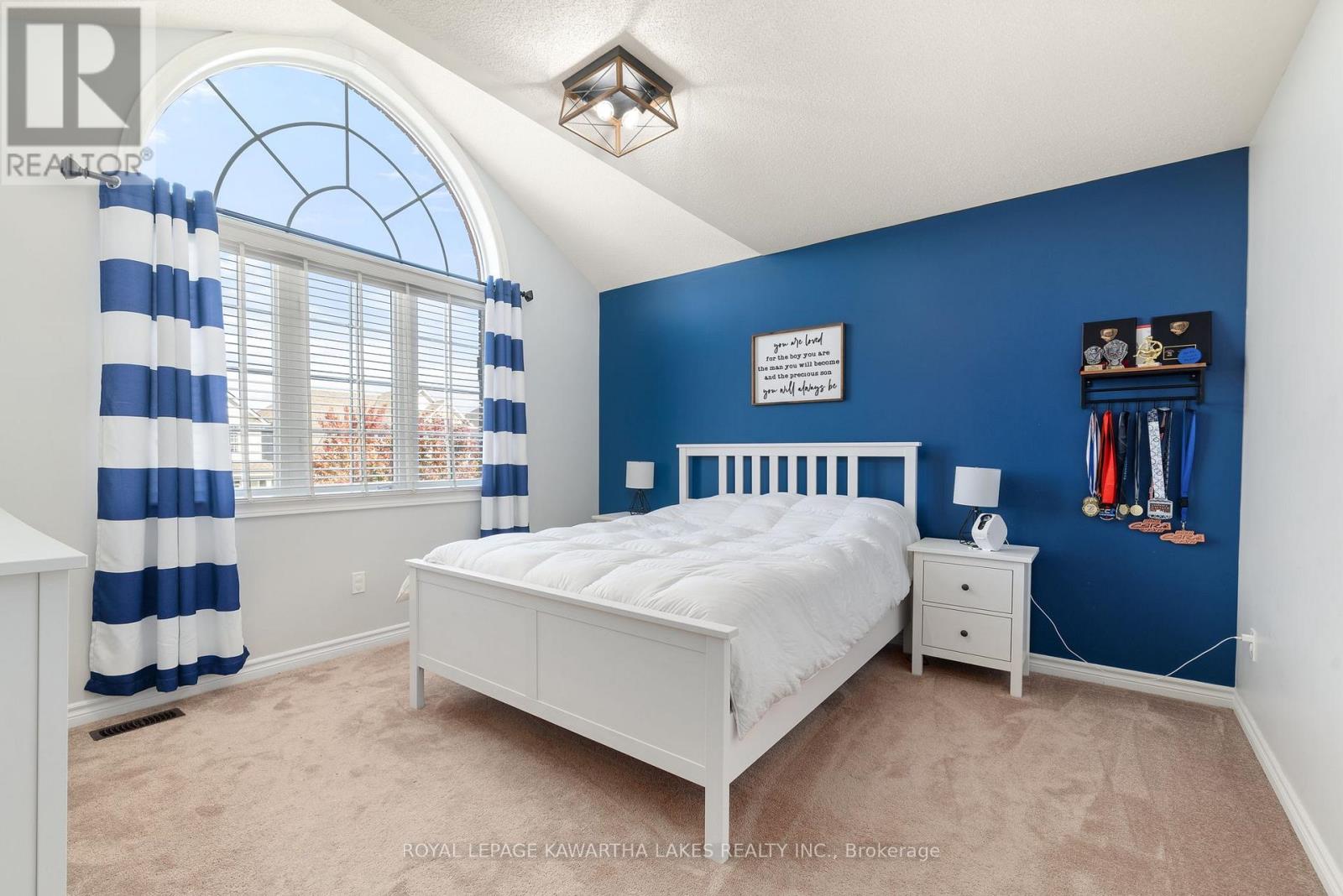 29 Logan Lane, Kawartha Lakes (Lindsay), Ontario  K9V 0L3 - Photo 32 - X12506564