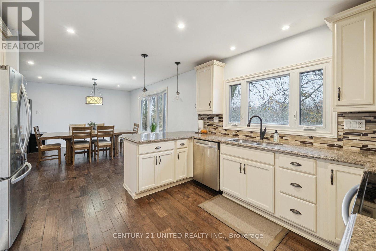 266 Greenwood Road, Otonabee-South Monaghan, Ontario  K9J 6Y3 - Photo 16 - X12506580