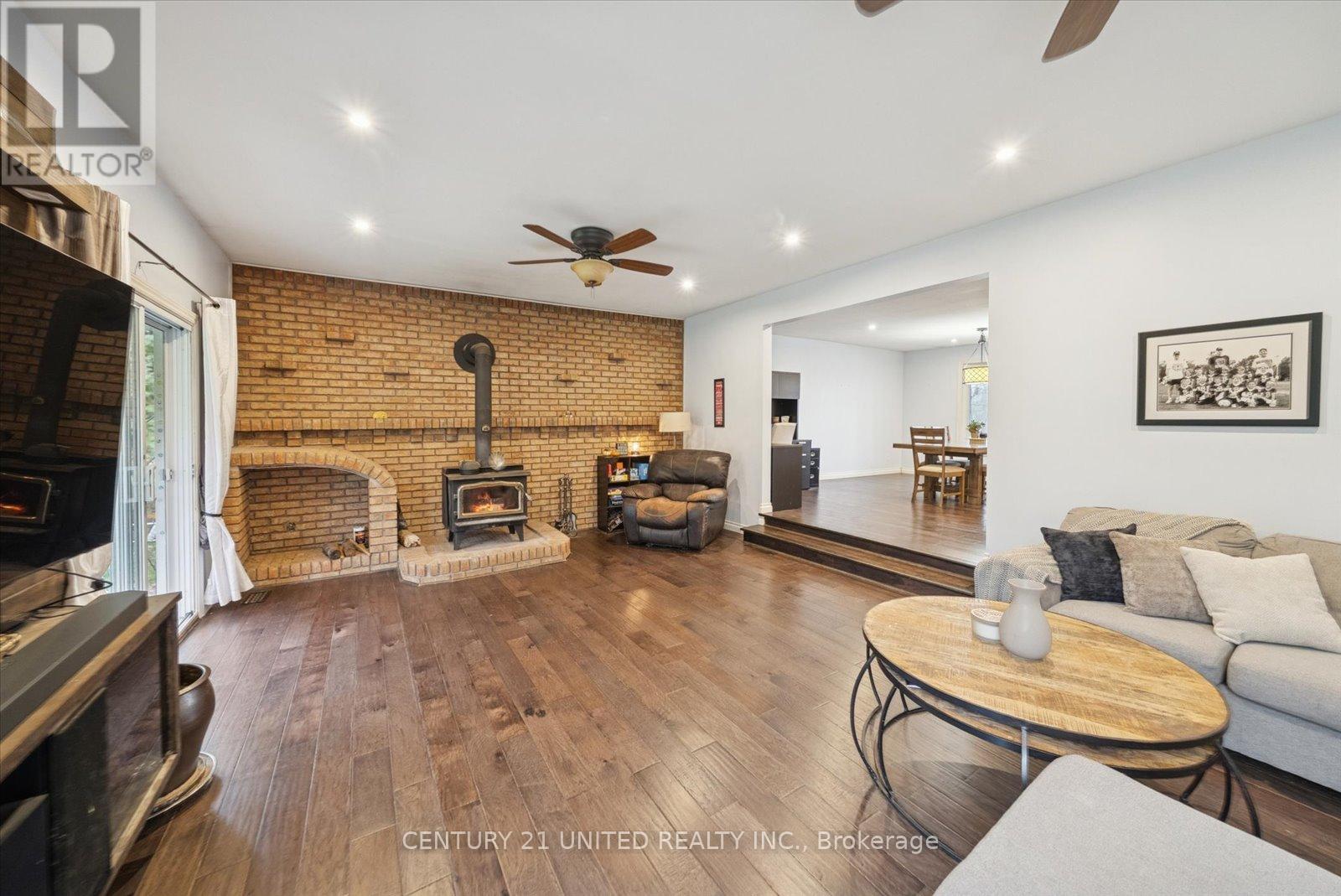 266 Greenwood Road, Otonabee-South Monaghan, Ontario  K9J 6Y3 - Photo 8 - X12506580