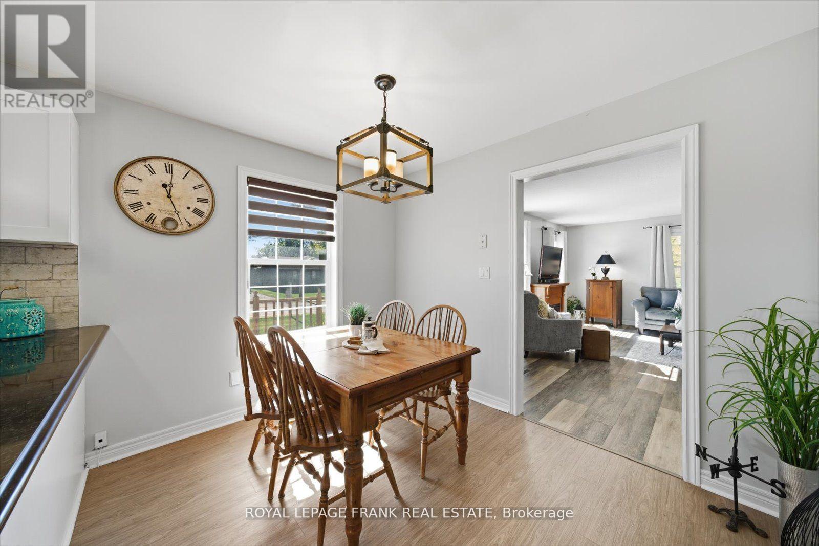 34 Riverview Road, Kawartha Lakes (Lindsay), Ontario  K9V 1B3 - Photo 12 - X12506846