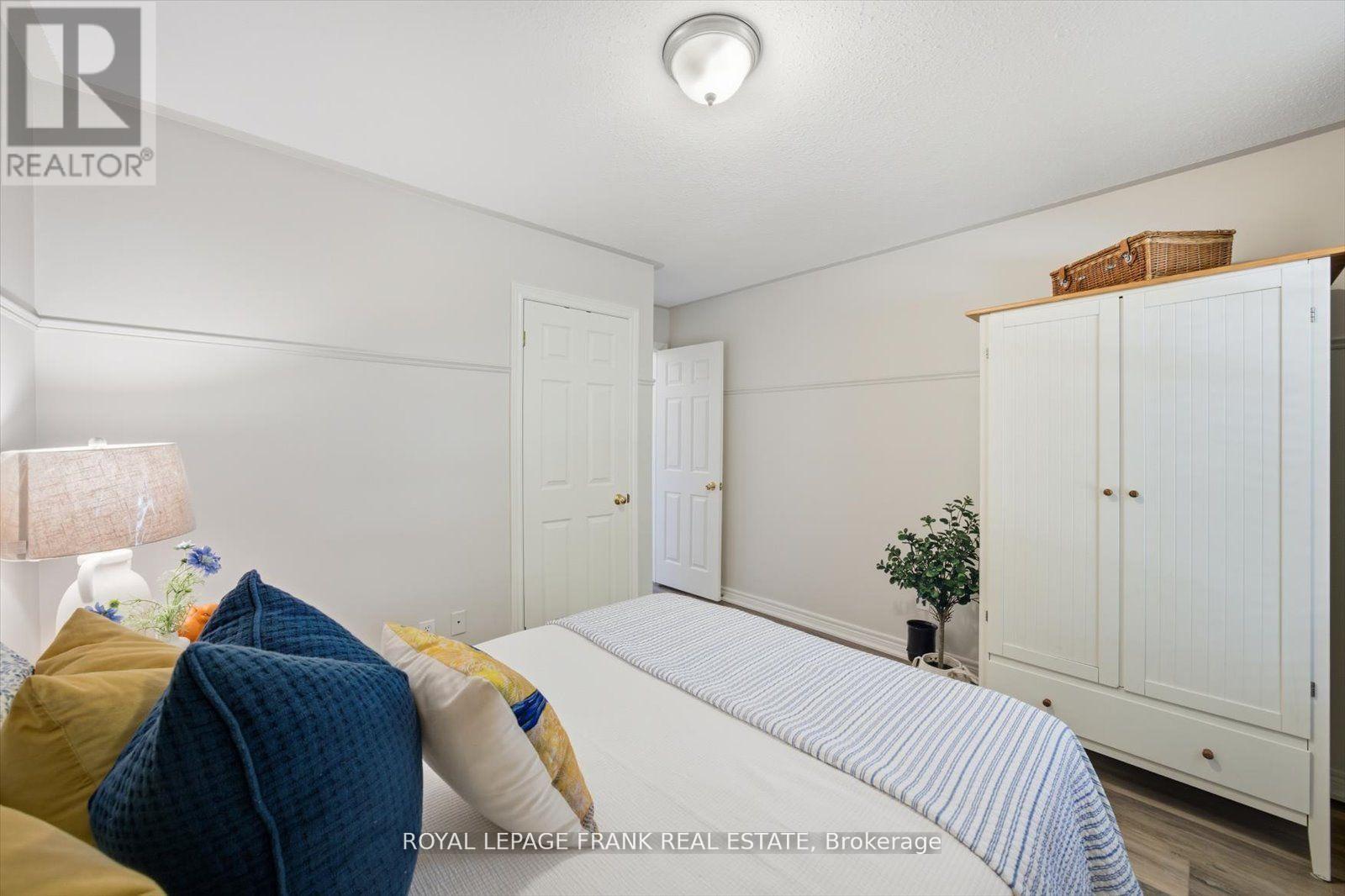 34 Riverview Road, Kawartha Lakes (Lindsay), Ontario  K9V 1B3 - Photo 25 - X12506846