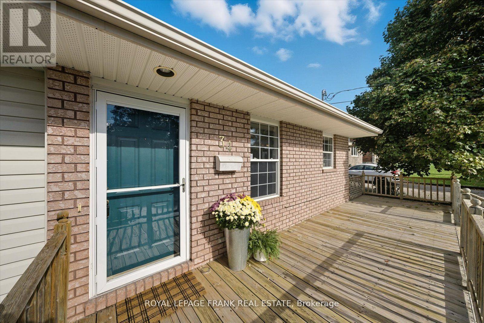 34 Riverview Road, Kawartha Lakes (Lindsay), Ontario  K9V 1B3 - Photo 5 - X12506846