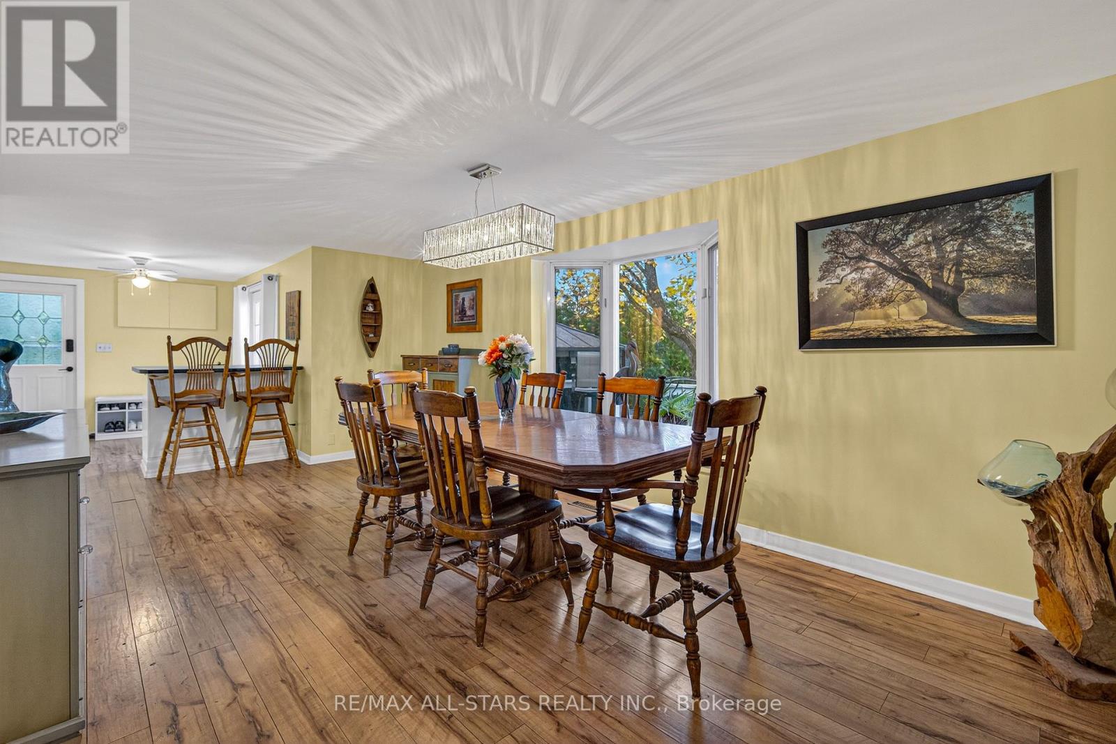 19 Charlotte Crescent, Kawartha Lakes (Omemee), Ontario  K0L 2W0 - Photo 10 - X12507834