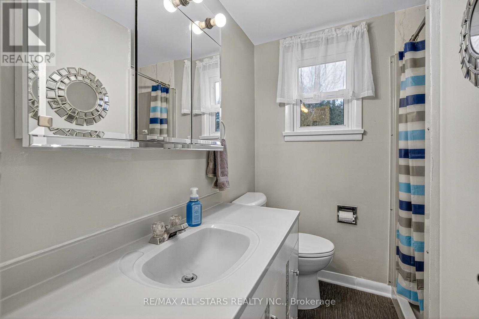 19 Charlotte Crescent, Kawartha Lakes (Omemee), Ontario  K0L 2W0 - Photo 16 - X12507834