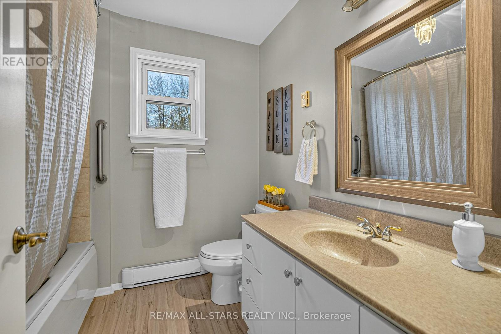 19 Charlotte Crescent, Kawartha Lakes (Omemee), Ontario  K0L 2W0 - Photo 21 - X12507834