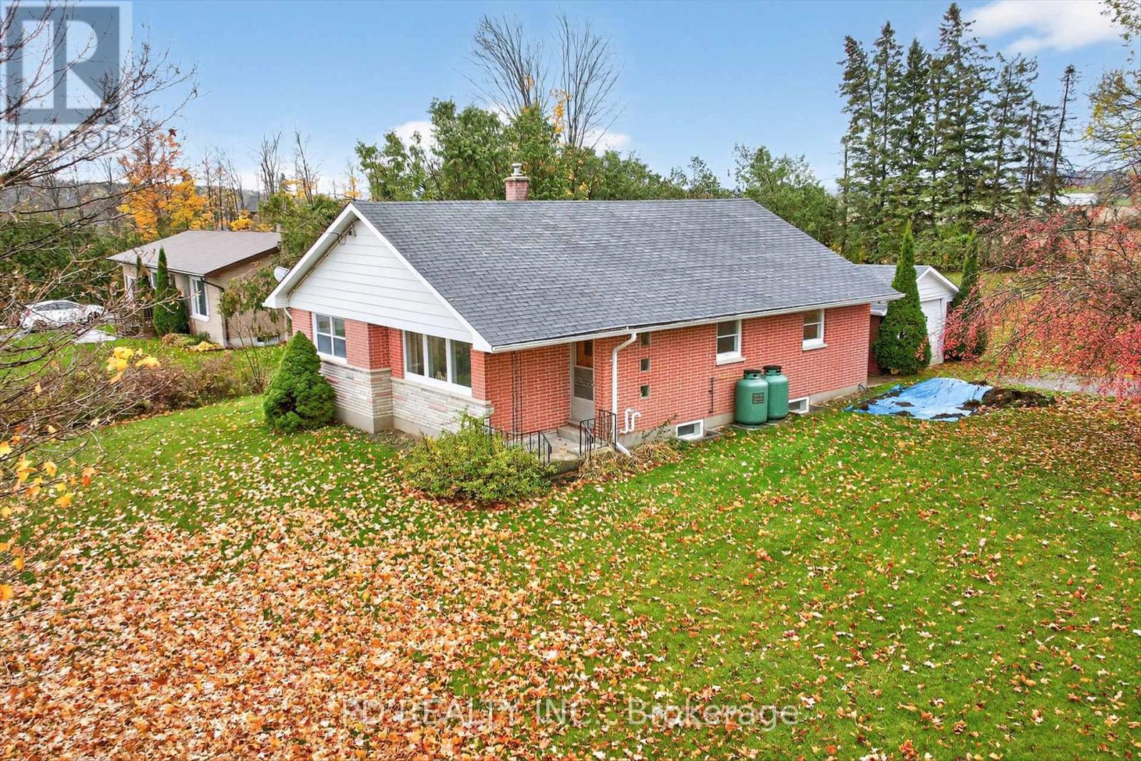 915 Mill Street, Cavan Monaghan (Cavan Twp), Ontario  L0A 1C0 - Photo 34 - X12508352