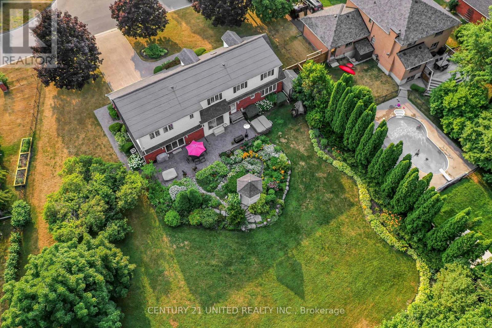 1656 Champlain Drive, Peterborough (Northcrest Ward 5), Ontario  K9L 1N6 - Photo 49 - X12508740