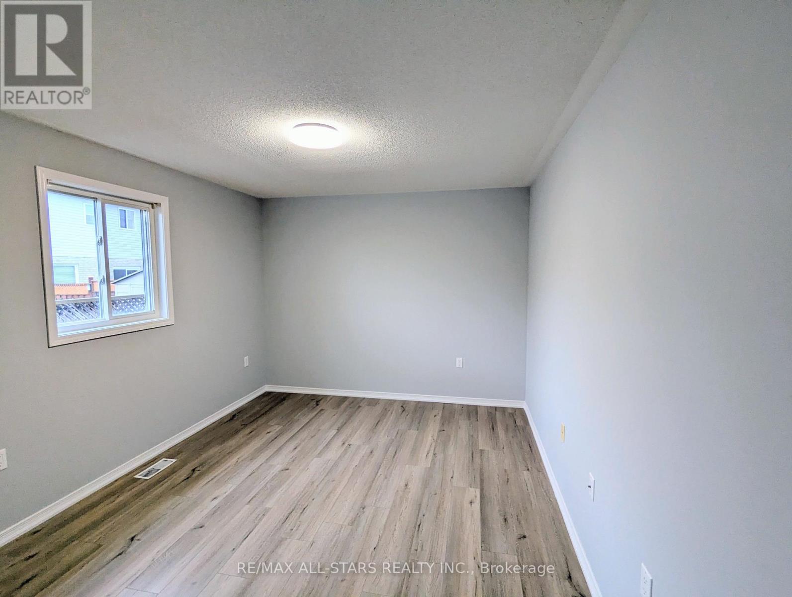 507 Clancy Crescent, Peterborough (Otonabee Ward 1), Ontario  K9K 2S1 - Photo 14 - X12508790