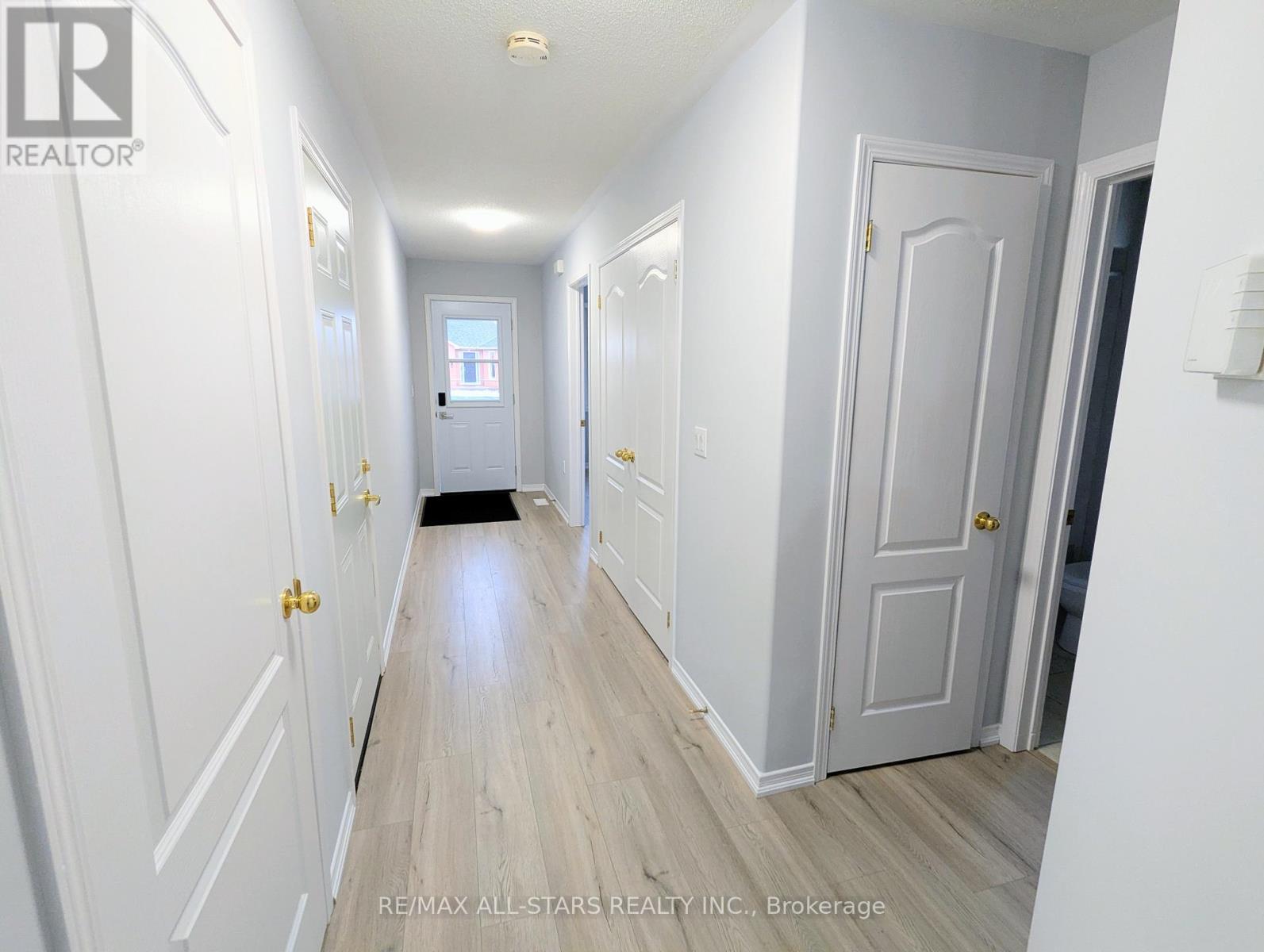 507 Clancy Crescent, Peterborough (Otonabee Ward 1), Ontario  K9K 2S1 - Photo 3 - X12508790