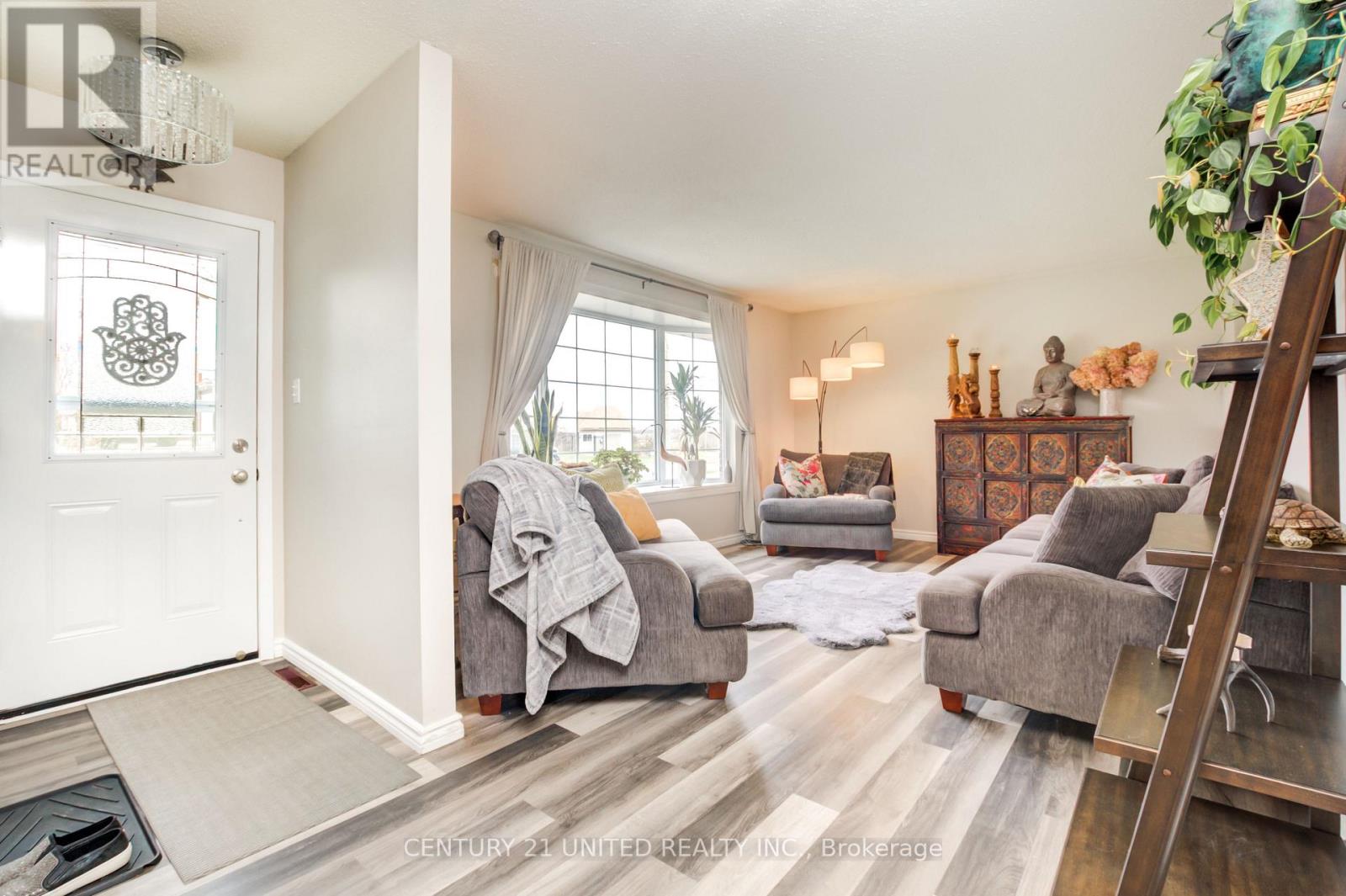 233 Market Street, Trent Hills (Campbellford), Ontario  K0L 1L0 - Photo 5 - X12508978