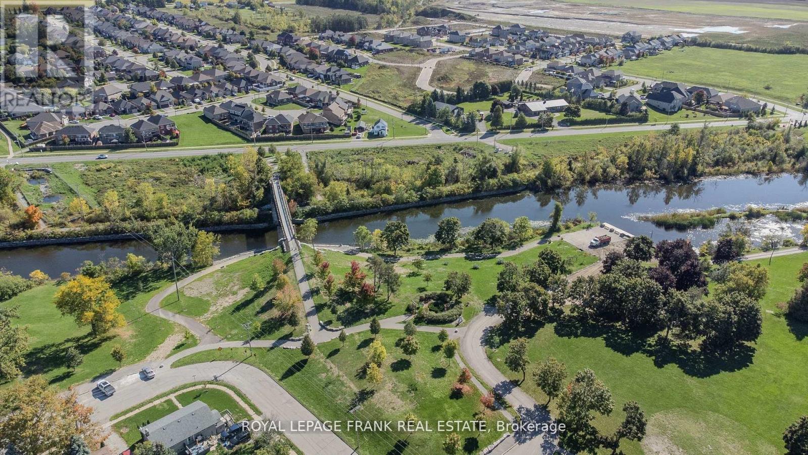 32 Melbourne Street E, Kawartha Lakes (Lindsay), Ontario  K9V 1X7 - Photo 43 - X12509228