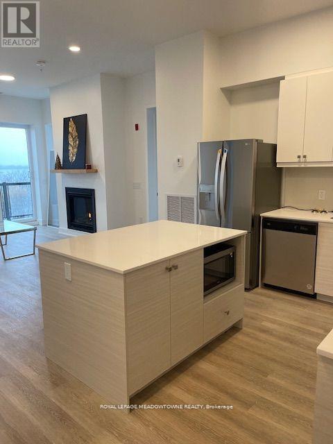 Ph1 - 19b West Street N, Kawartha Lakes (Fenelon Falls), Ontario  K9V 1C4 - Photo 2 - X12509876