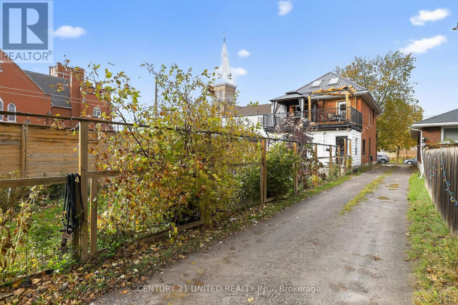 201 Romaine Street, Peterborough (Otonabee Ward 1), Ontario  K9J 2C3 - Photo 50 - X12510156