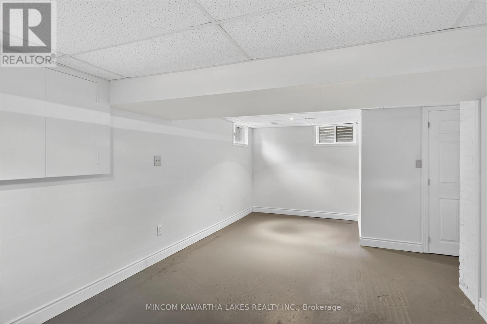 375 Albertus Avenue, Peterborough (Town Ward 3), Ontario  K9J 5Z7 - Photo 34 - X12511268