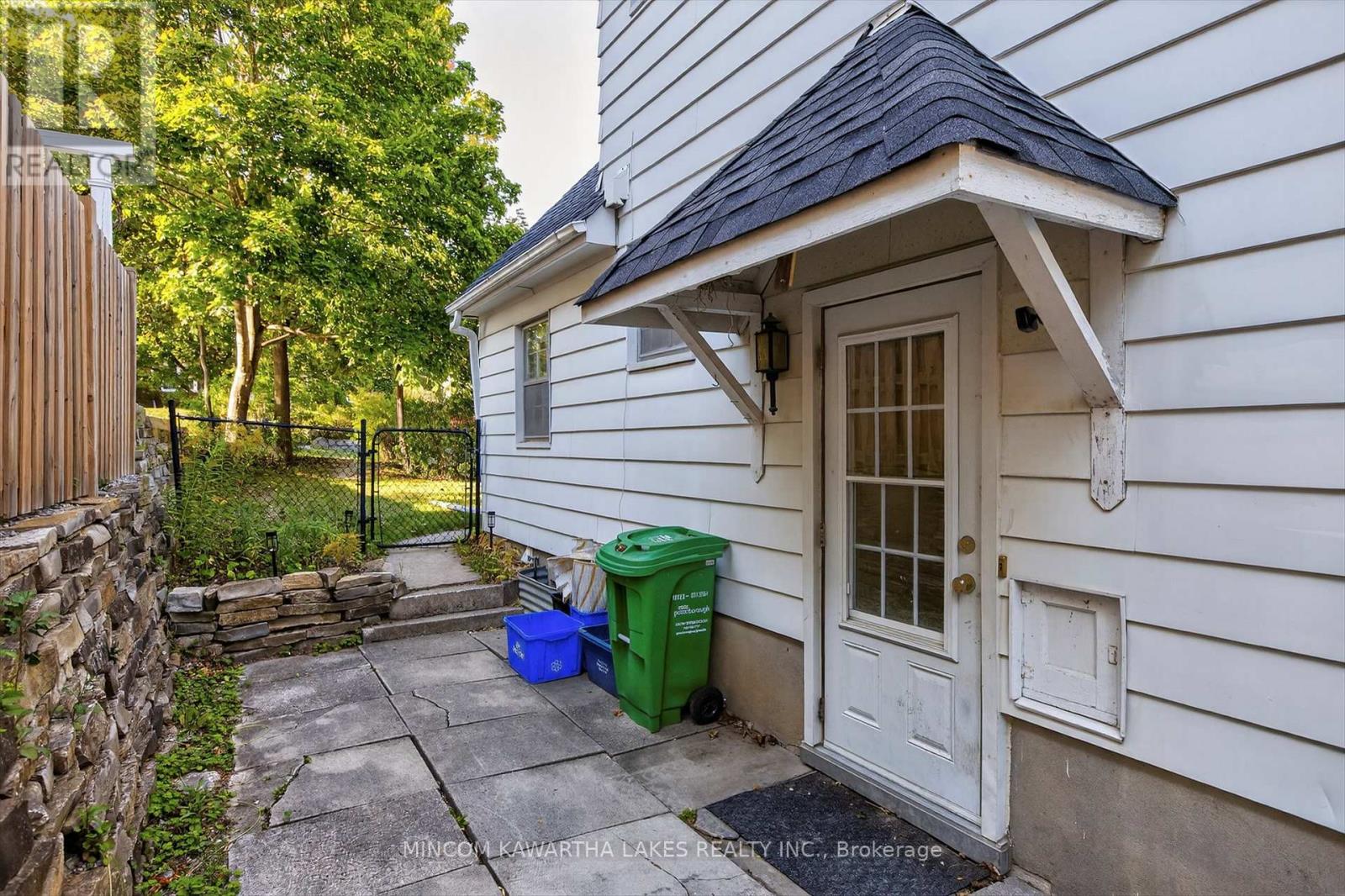 375 Albertus Avenue, Peterborough (Town Ward 3), Ontario  K9J 5Z7 - Photo 43 - X12511268