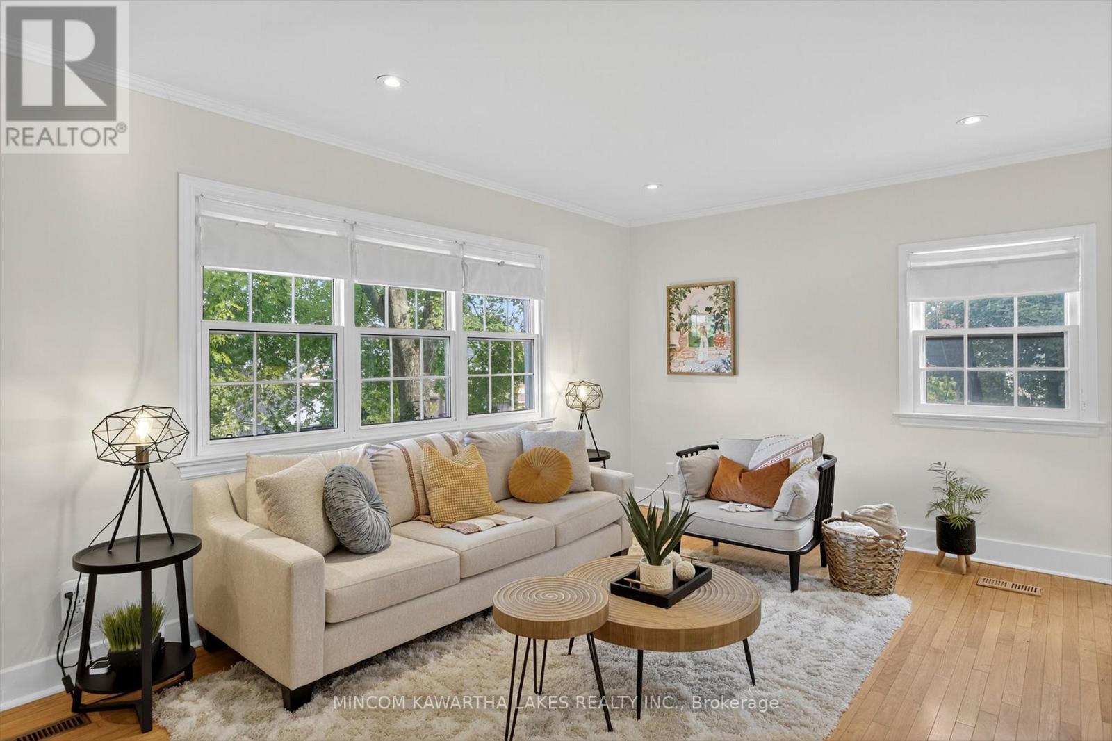 375 Albertus Avenue, Peterborough (Town Ward 3), Ontario  K9J 5Z7 - Photo 6 - X12511268