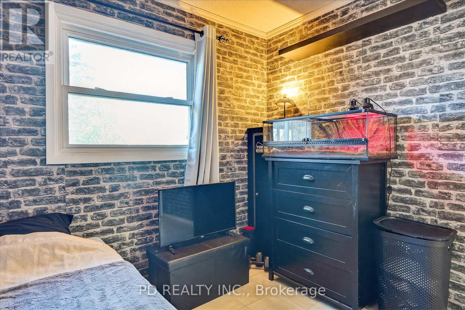 54 Carlton Crescent, Kawartha Lakes (Emily), Ontario  K0L 2W0 - Photo 31 - X12511588