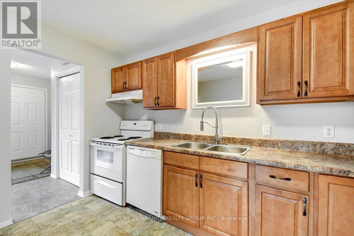 13 Monck Street, Bancroft (Bancroft Ward), Ontario  K0L 1C0 - Photo 3 - X12511654