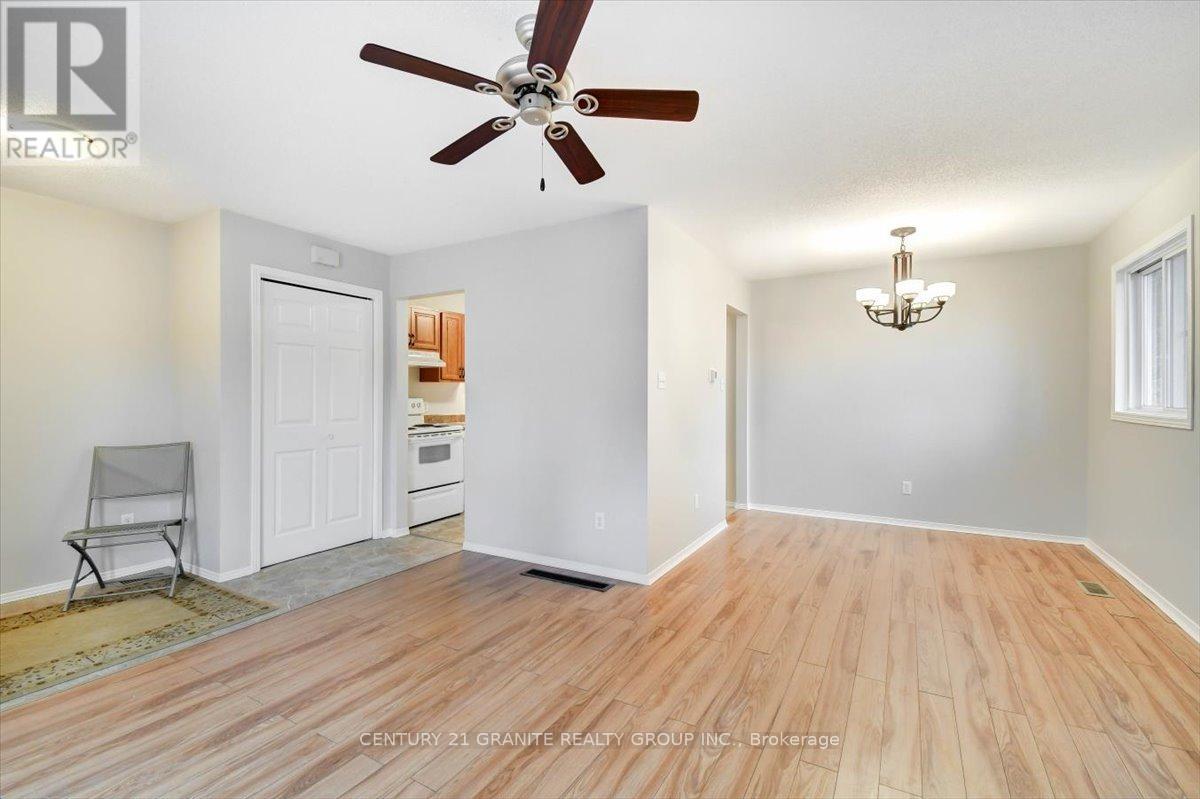 13 Monck Street, Bancroft (Bancroft Ward), Ontario  K0L 1C0 - Photo 6 - X12511654