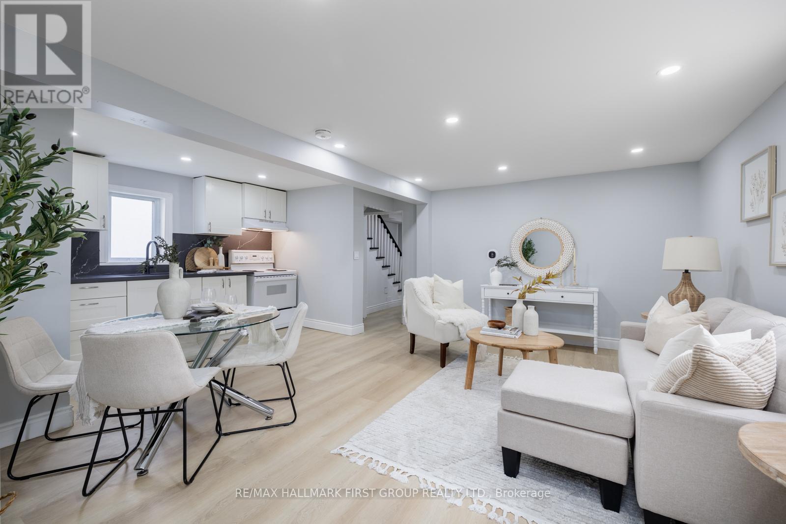 641 Reid Street, Peterborough (Town Ward 3), Ontario  K9H 4H6 - Photo 4 - X12511650