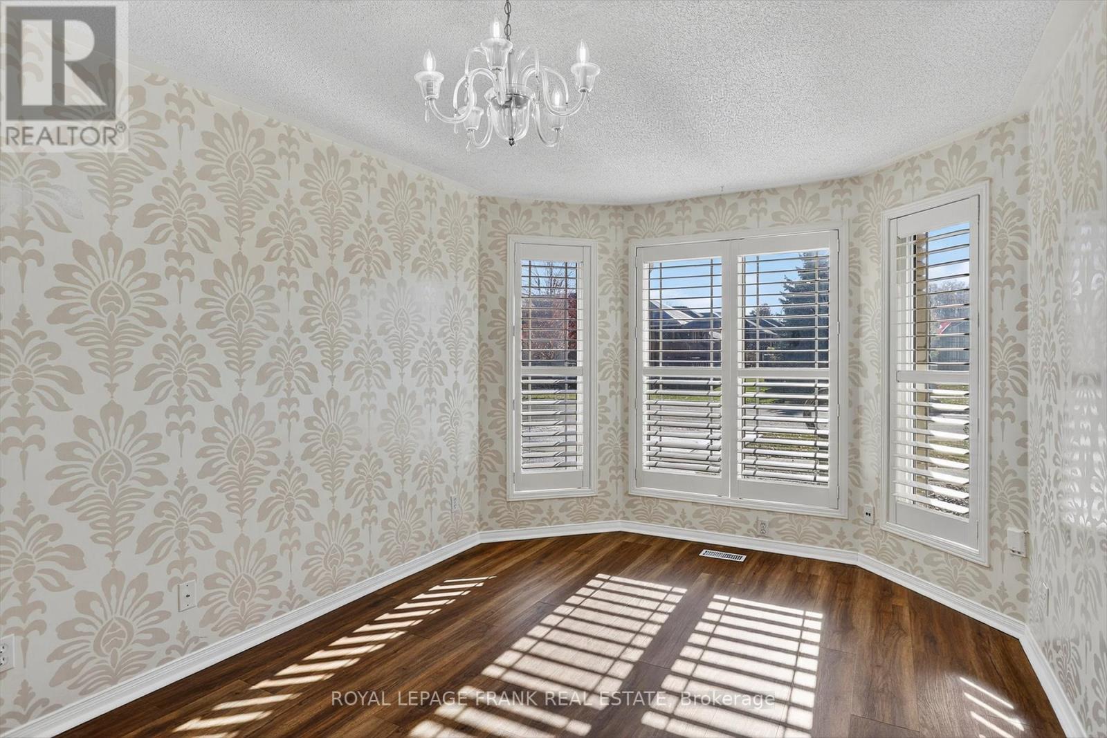 1840 Glenforest Boulevard, Peterborough (Monaghan Ward 2), Ontario  K9K 2P3 - Photo 6 - X12511884