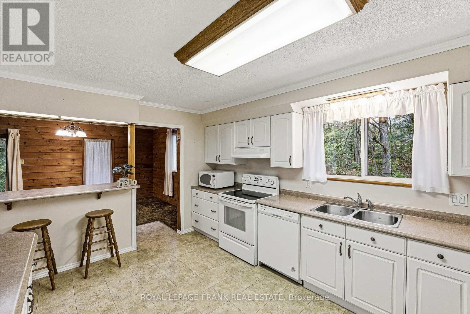 23 Trillium Court, Kawartha Lakes (Emily), Ontario  K0L 2W0 - Photo 19 - X12511928