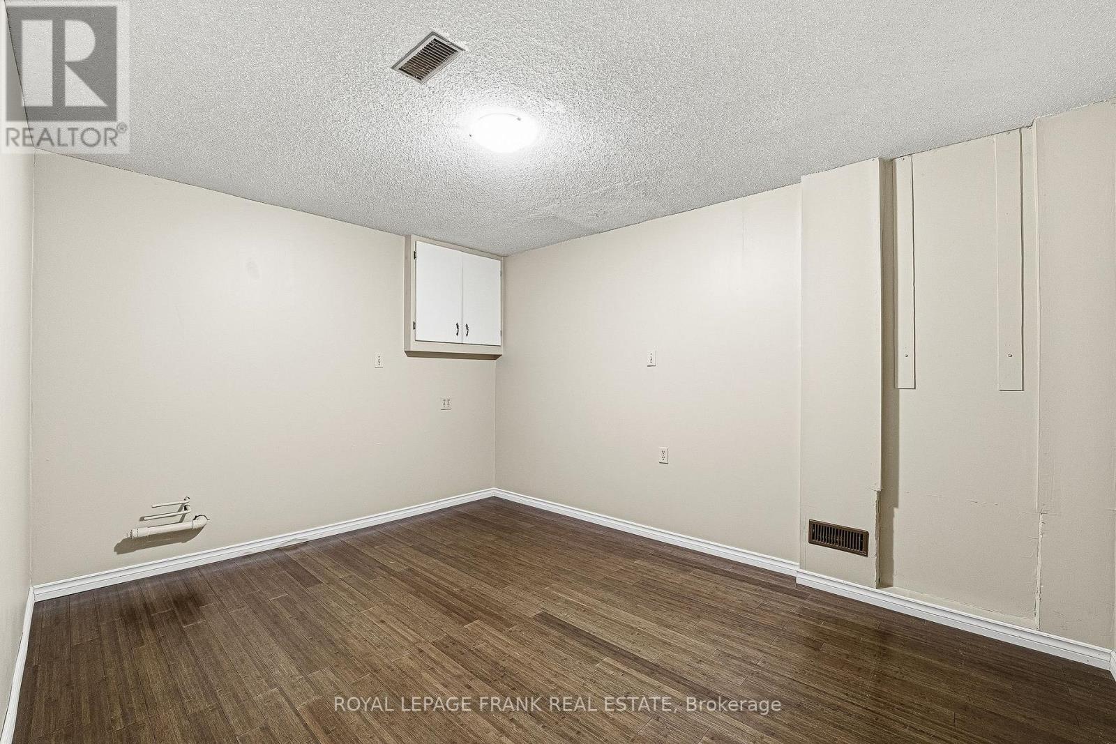 23 Trillium Court, Kawartha Lakes (Emily), Ontario  K0L 2W0 - Photo 34 - X12511928