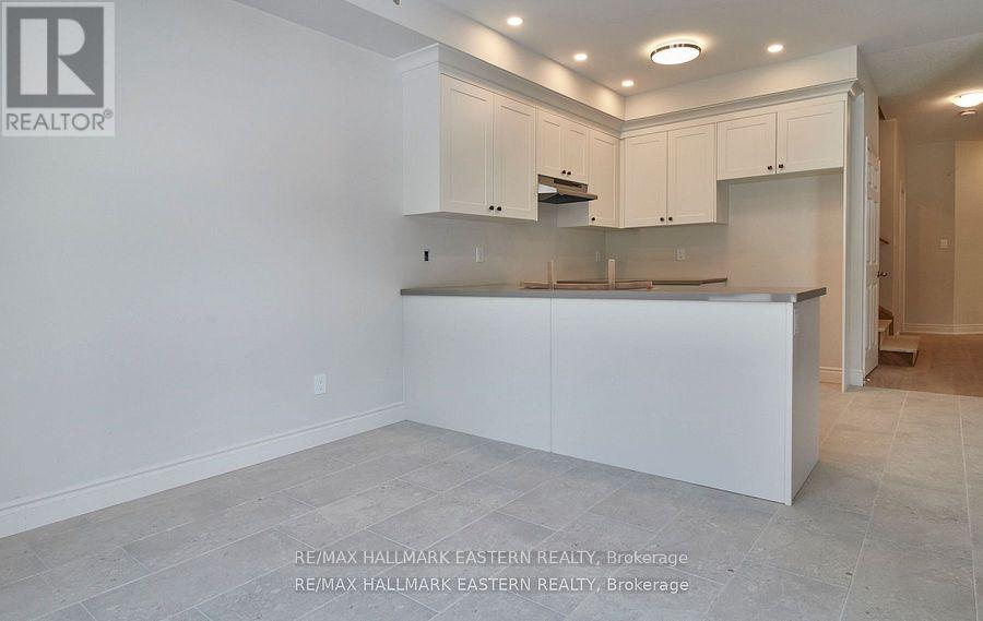 32 Coldbrook Drive, Cavan Monaghan (Millbrook Village), Ontario  L0A 1G0 - Photo 23 - X12512124