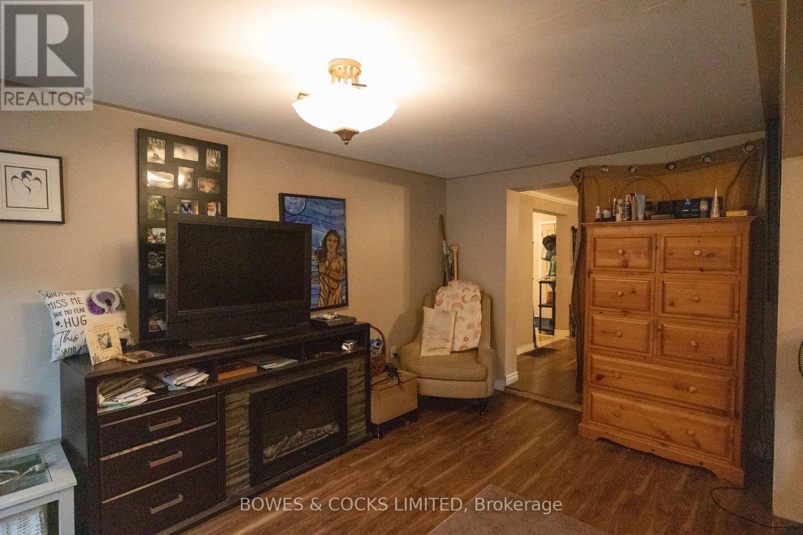 35 Cleak Avenue, Bancroft (Bancroft Ward), Ontario  K0L 1C0 - Photo 25 - X12512162