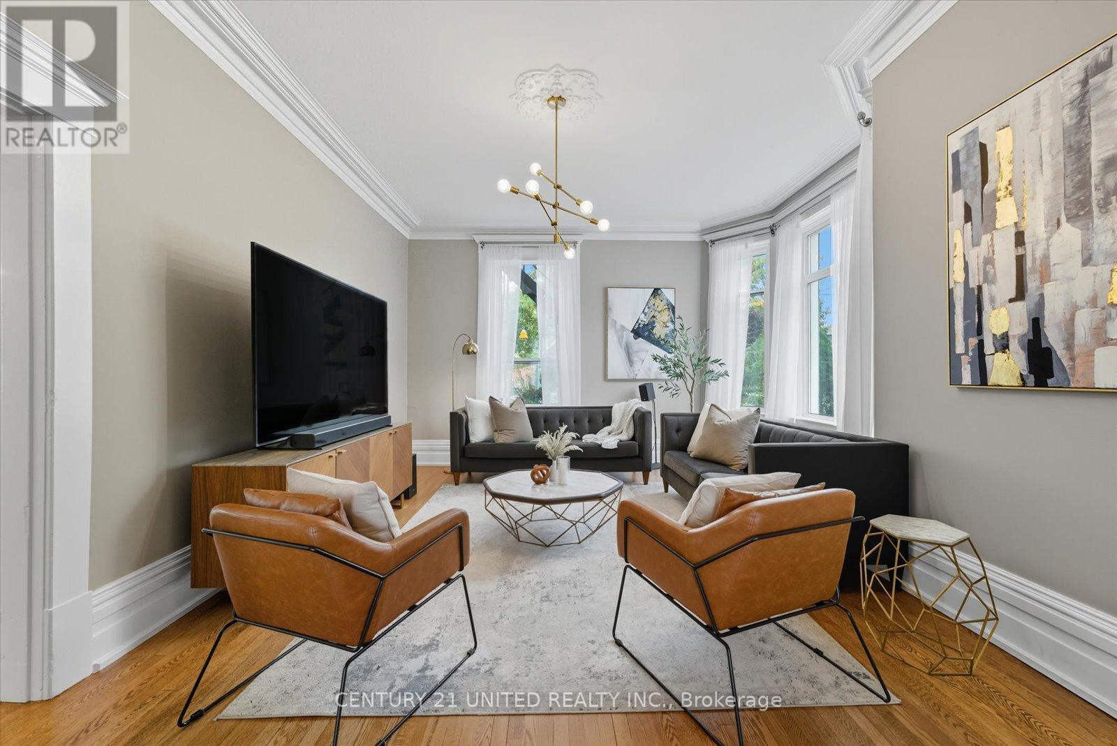 559 Downie Street, Peterborough (Town Ward 3), Ontario  K9H 4J7 - Photo 11 - X12512238