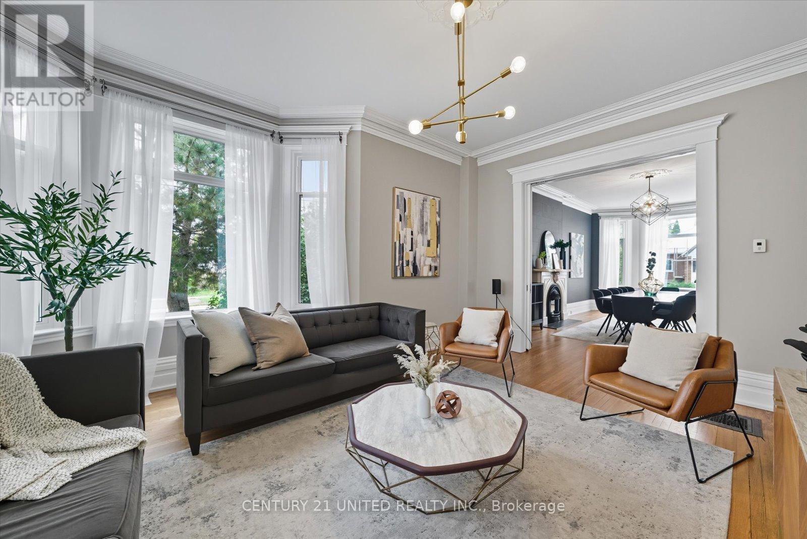 559 Downie Street, Peterborough (Town Ward 3), Ontario  K9H 4J7 - Photo 12 - X12512238