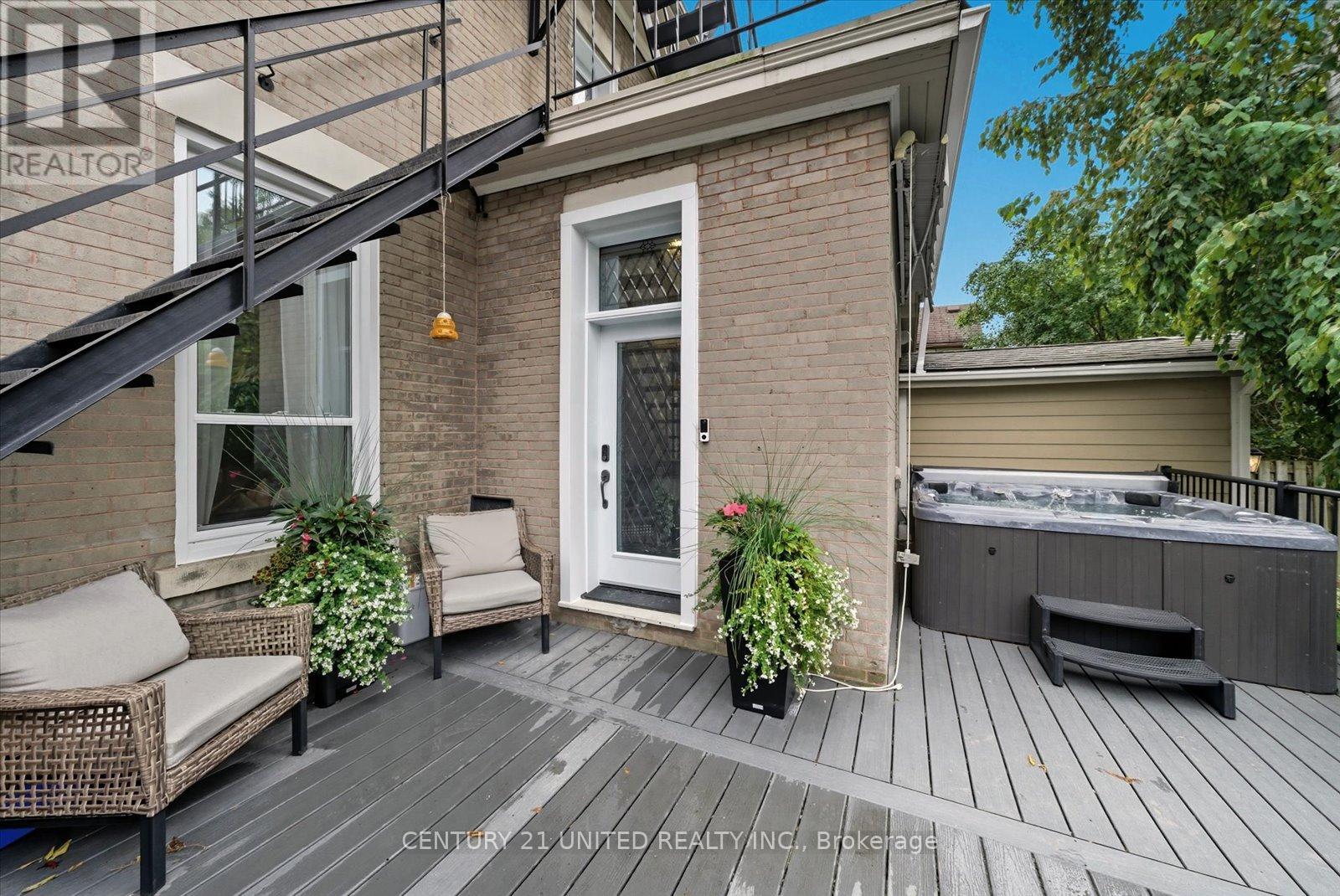 559 Downie Street, Peterborough (Town Ward 3), Ontario  K9H 4J7 - Photo 46 - X12512238