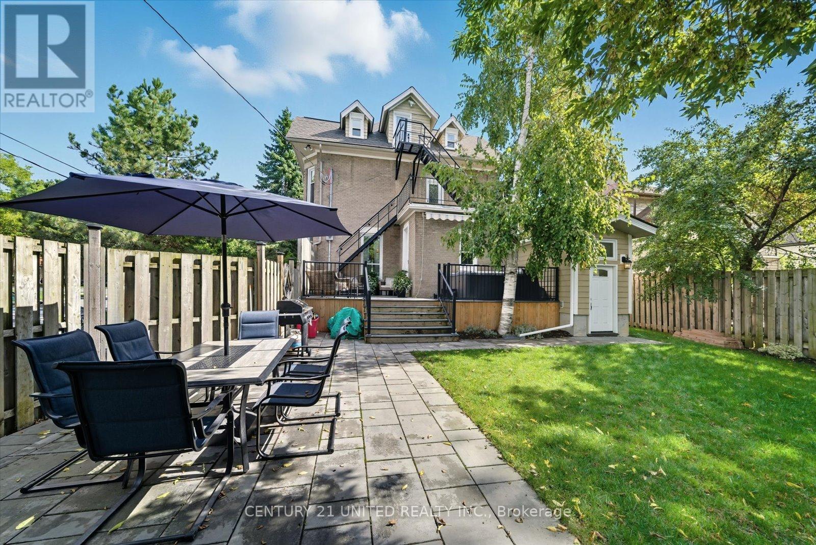 559 Downie Street, Peterborough (Town Ward 3), Ontario  K9H 4J7 - Photo 50 - X12512238