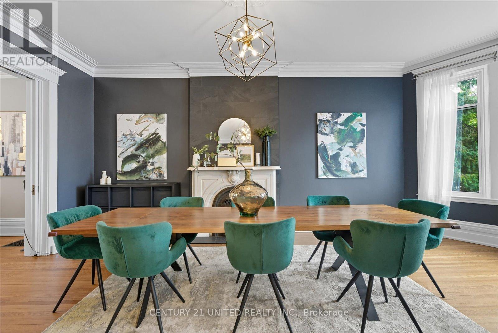 559 Downie Street, Peterborough (Town Ward 3), Ontario  K9H 4J7 - Photo 7 - X12512238