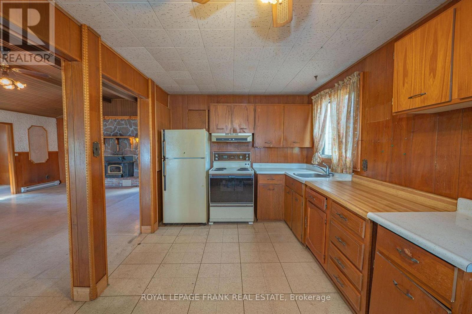 175 Fire Route 26, Trent Lakes, Ontario  K0L 1J0 - Photo 11 - X12512814