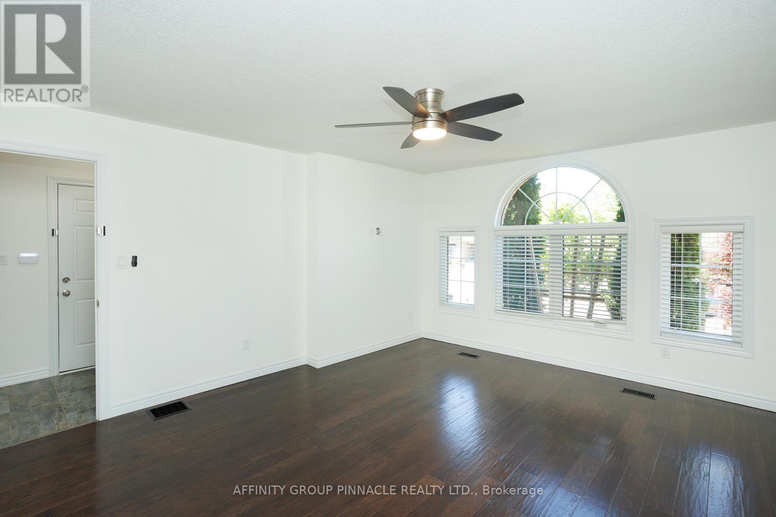 103 Cook Street, Kawartha Lakes (Lindsay), Ontario  K9V 0K8 - Photo 15 - X12512822