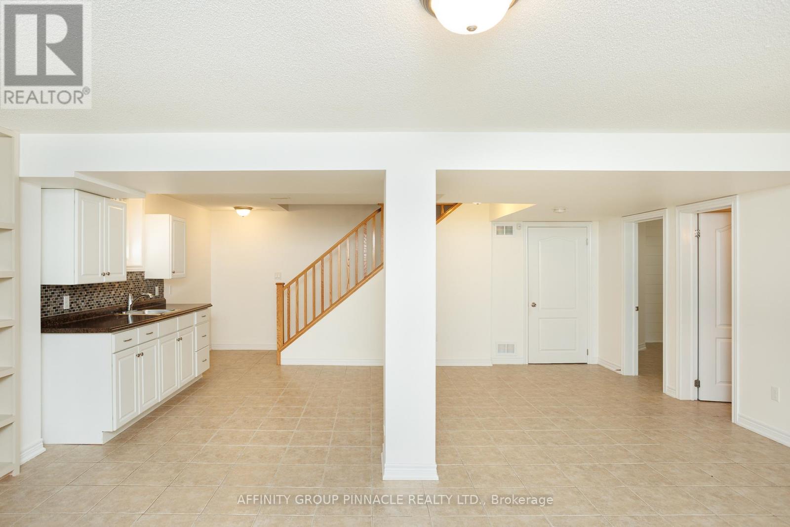 103 Cook Street, Kawartha Lakes (Lindsay), Ontario  K9V 0K8 - Photo 32 - X12512822