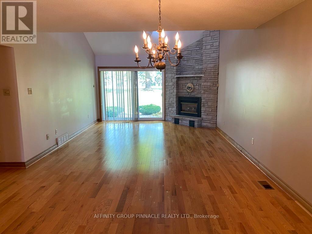 2 - 5 Heritage Way, Kawartha Lakes (Lindsay), Ontario  K9V 5Y6 - Photo 11 - X12512834