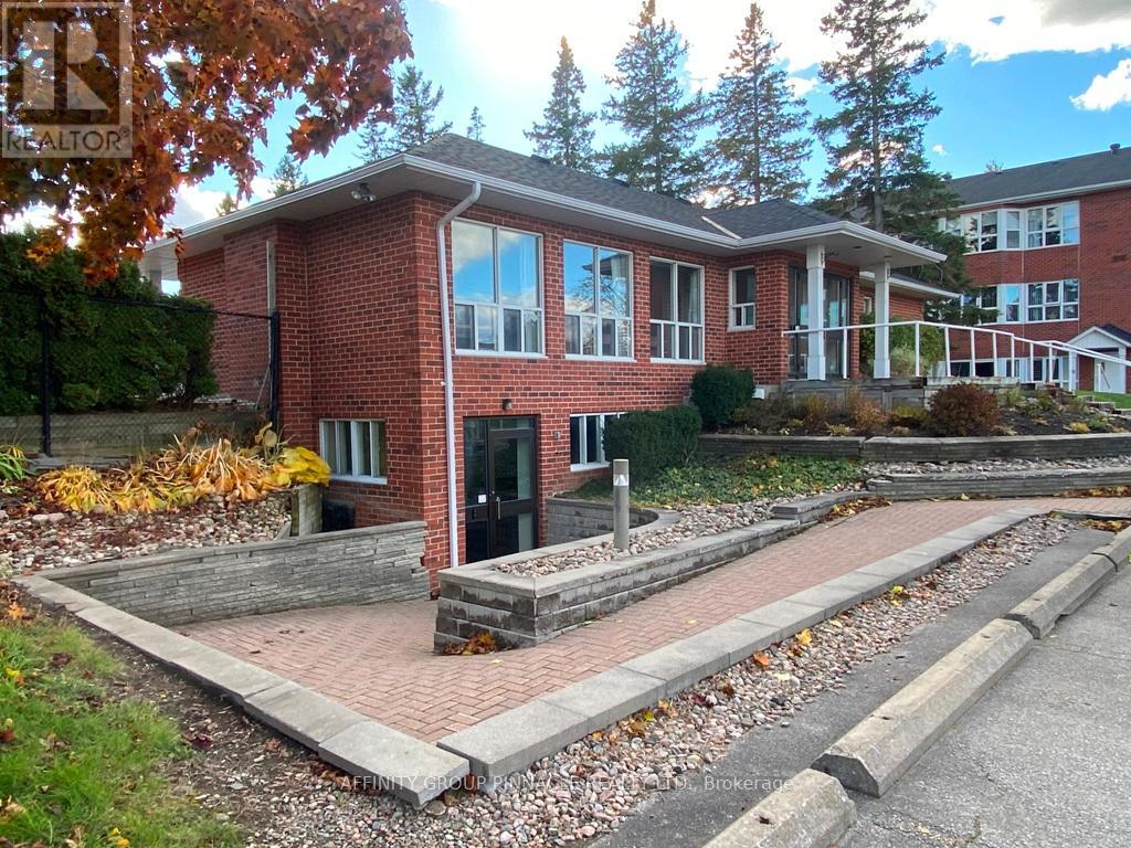 2 - 5 Heritage Way, Kawartha Lakes (Lindsay), Ontario  K9V 5Y6 - Photo 45 - X12512834