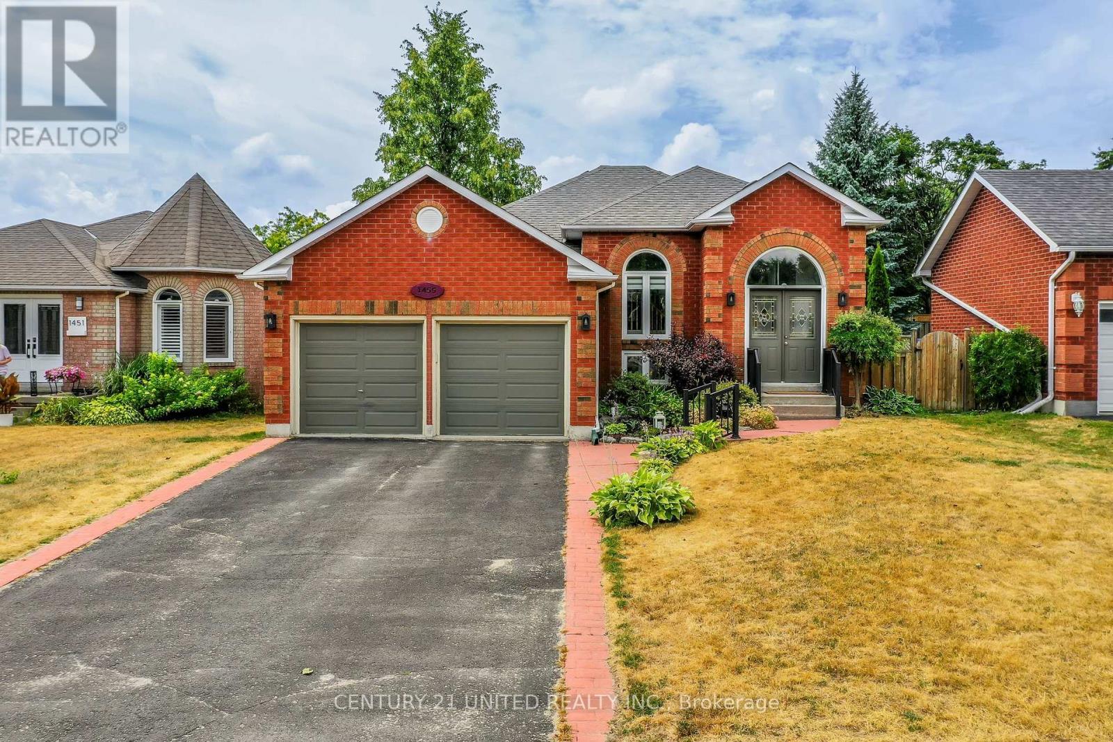 1455 Glenforest Crescent, Peterborough (Monaghan Ward 2), Ontario  K9K 2J2 - Photo 2 - X12513176