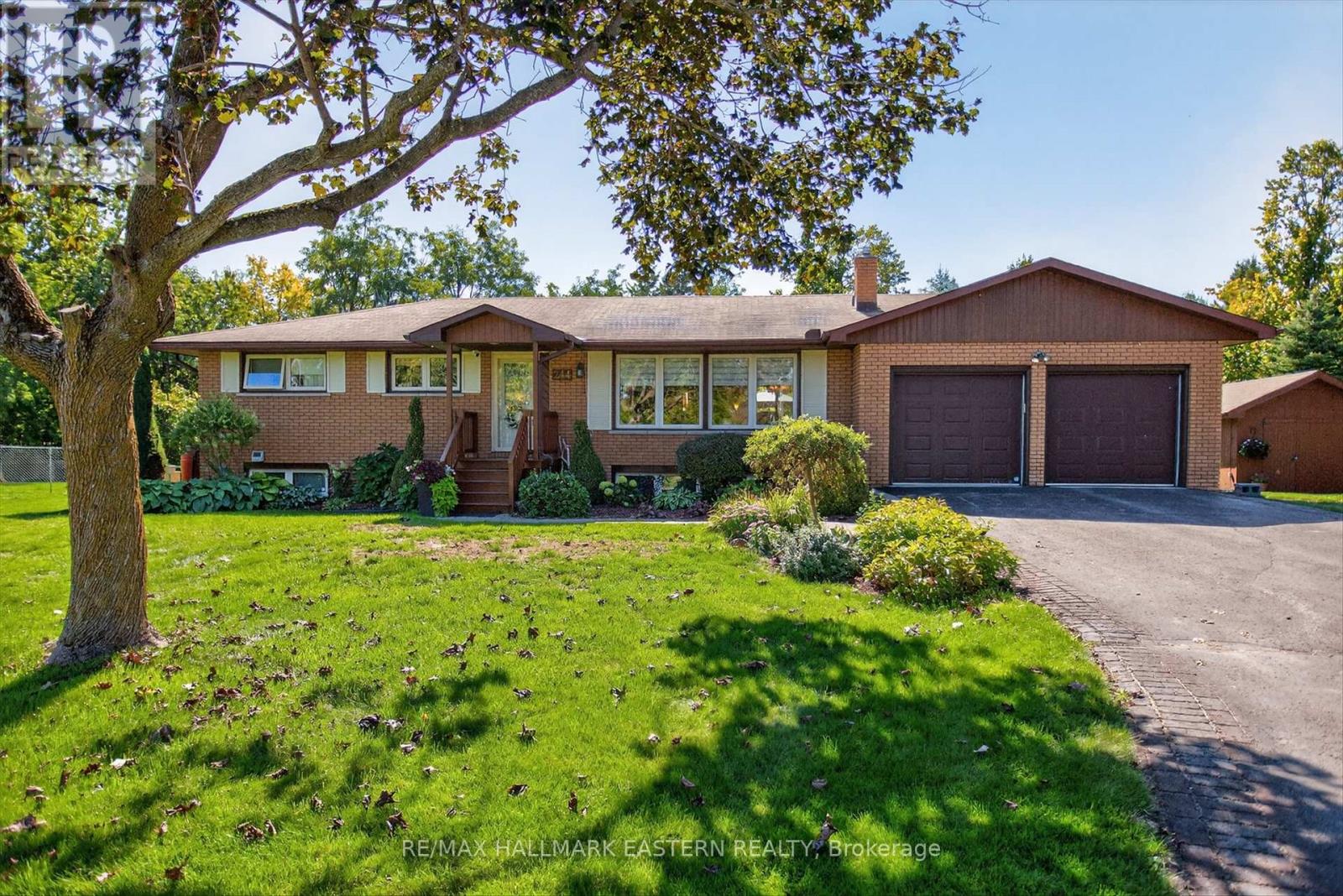 244 Patricia Crescent, Selwyn, Ontario  K9J 0C7 - Photo 3 - X12513258