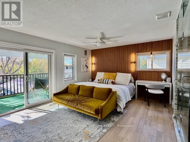 29 Crescent Street, Peterborough (Town Ward 3), Ontario  K9J 2G2 - Photo 18 - X12513736