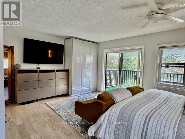 29 Crescent Street, Peterborough (Town Ward 3), Ontario  K9J 2G2 - Photo 19 - X12513736