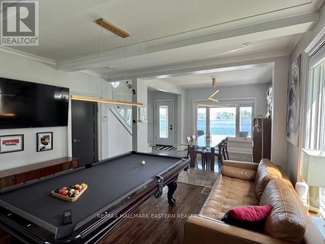 29 Crescent Street, Peterborough (Town Ward 3), Ontario  K9J 2G2 - Photo 5 - X12513736